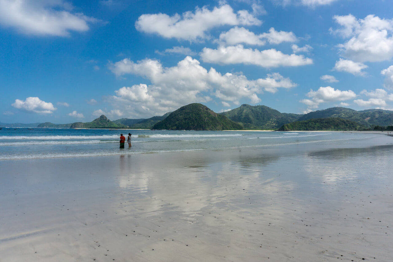 tourists visiting Selong Belanak beach on Lombok